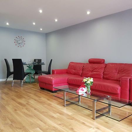 Glasgow'S Modern & Stylish 3 Bedroom Aparment Buitenkant foto